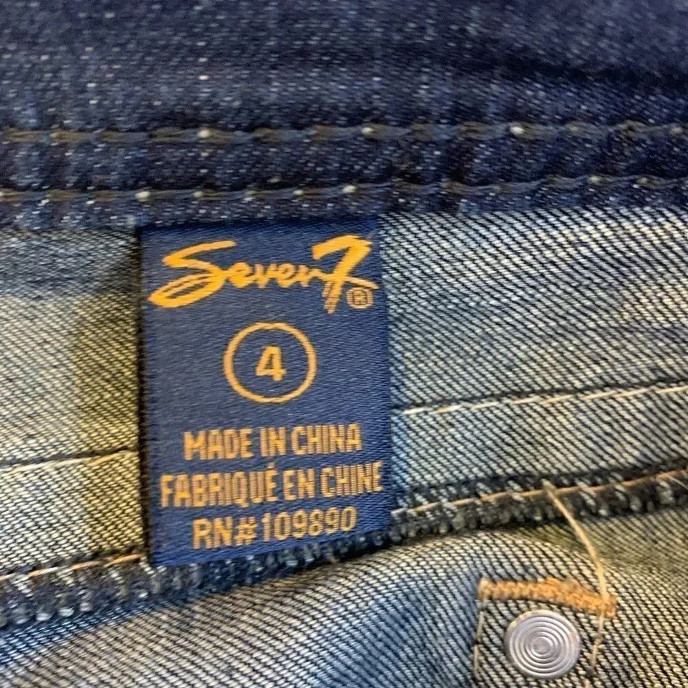 Seven7 size gently